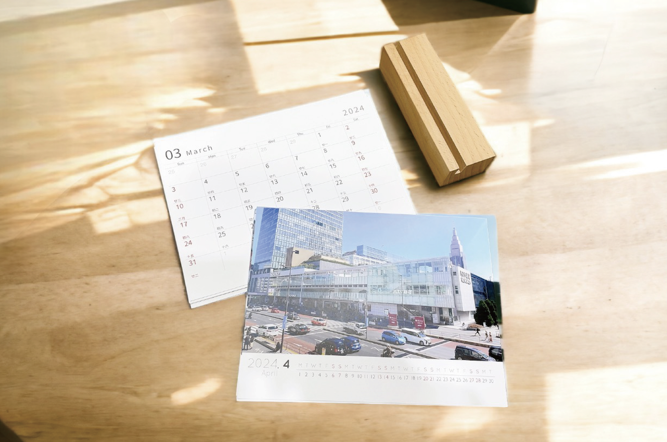 桌曆卡＋木頭底座
