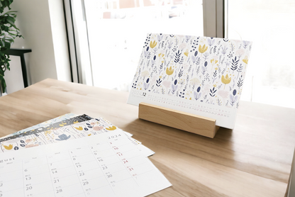 桌曆卡＋木頭底座